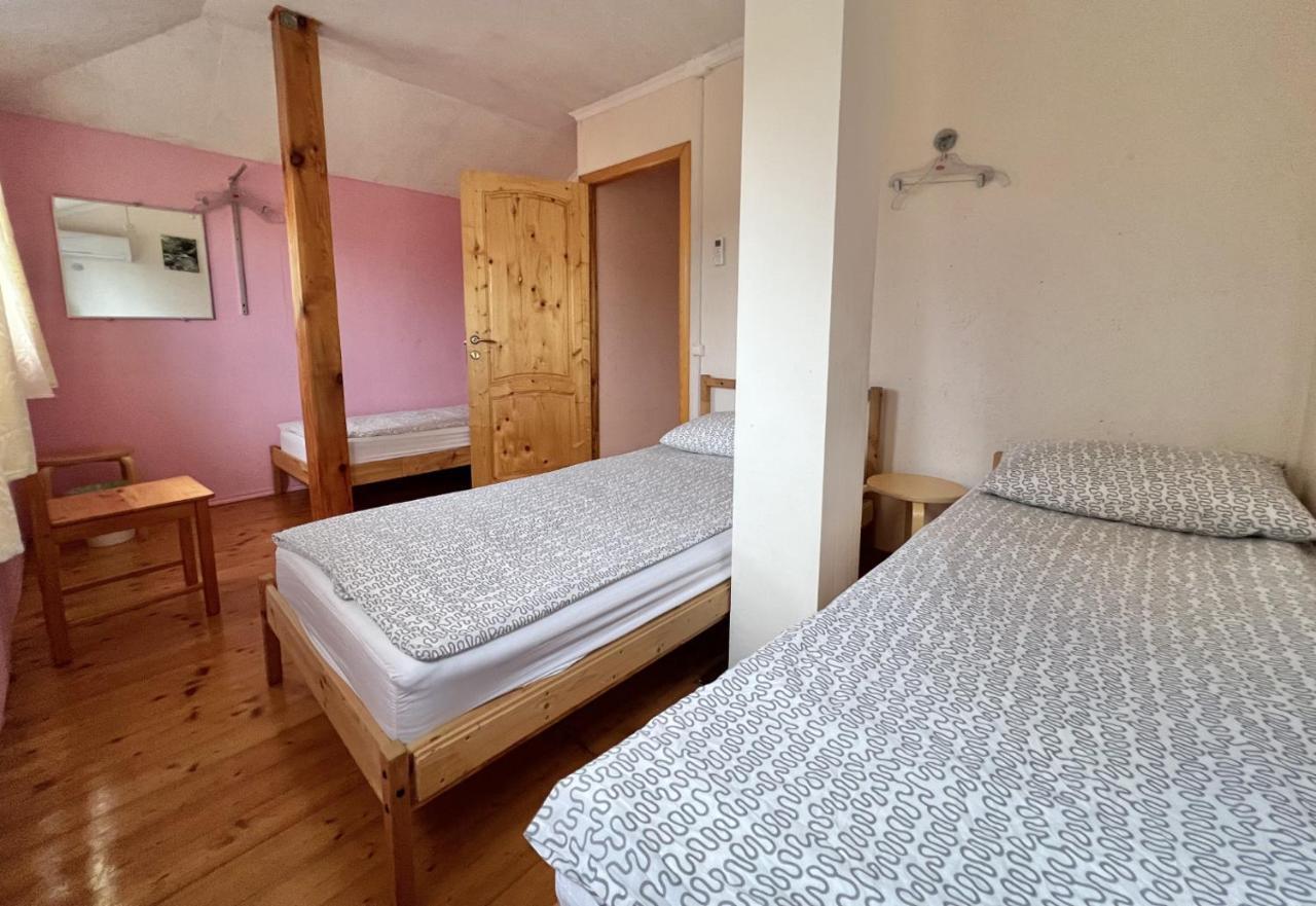 Vse Dlya Vas Guest House Goudaouta Extérieur photo